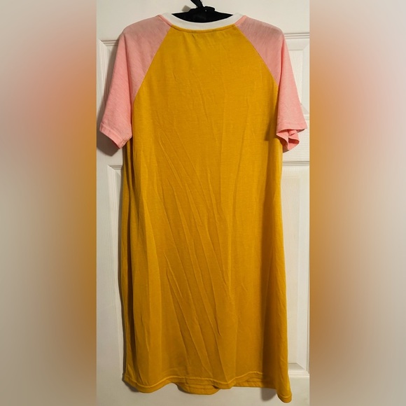 T-shirt dress, short sleeve, pink and yellow, size 1XL - Picture 1 of 4
